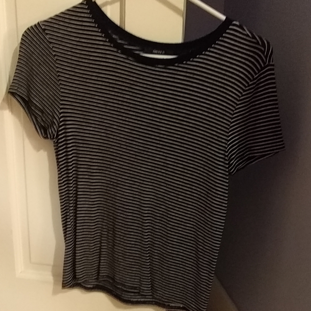 Forever 21 black and white striped t-shirt